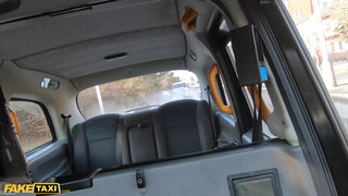 Fake Taxi - Didi Zerati a nagy cicis francia csaj