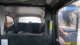 Fake Taxi - Capri Lmonde a szexi fekete csaj