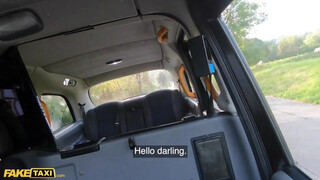 Fake Taxi - Anna Khara szereti a jó nagy faszt