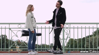 Casual Tini Sex - szexi barna csajszi és a barátja