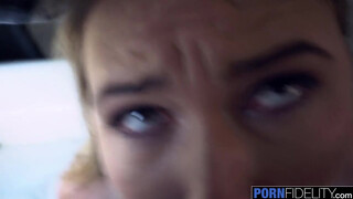 PORNFIDELITY - Alyssa Cole feneke befogadja a faszt